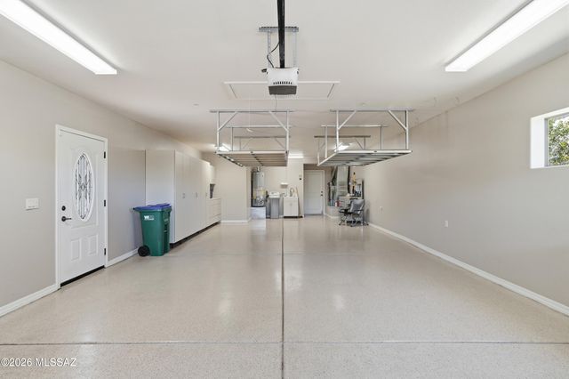 2860 S Greenside Place, Green Valley, AZ 85614