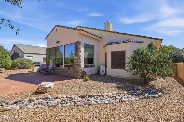 2860 S Greenside Place, Green Valley, AZ 85614