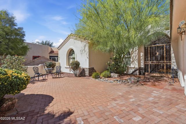 2860 S Greenside Place, Green Valley, AZ 85614