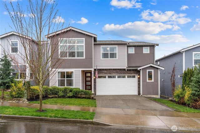 8218 37th Place NE, Marysville, WA 98270