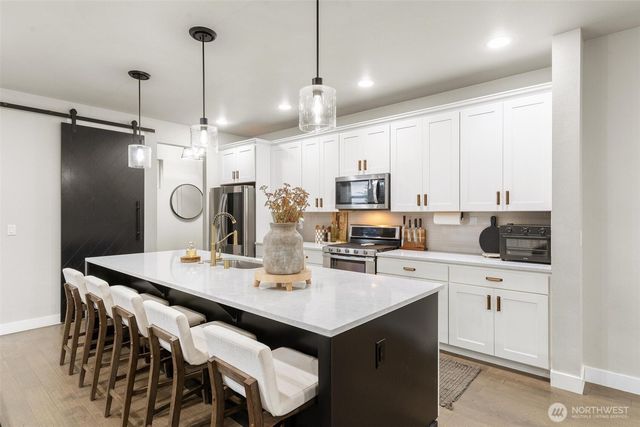 8218 37th Place NE, Marysville, WA 98270