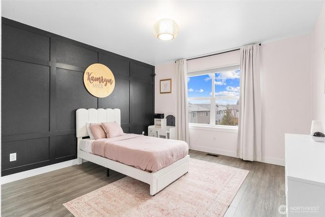 8218 37th Place NE, Marysville, WA 98270