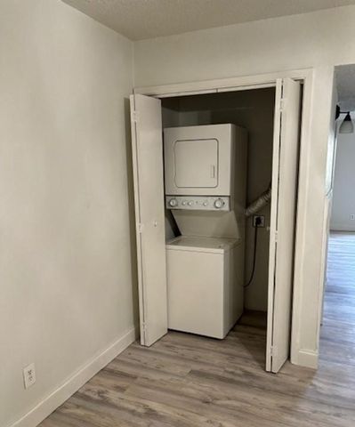 2729 Hurstview Drive A, Hurst, TX 76054