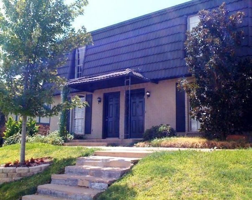 2729 Hurstview Drive A, Hurst, TX 76054