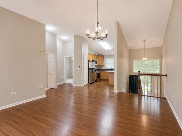 3159 Saganashkee Lane, Naperville, IL 60564