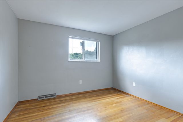152 Black Hills Rd, Plum Boro, PA 15239