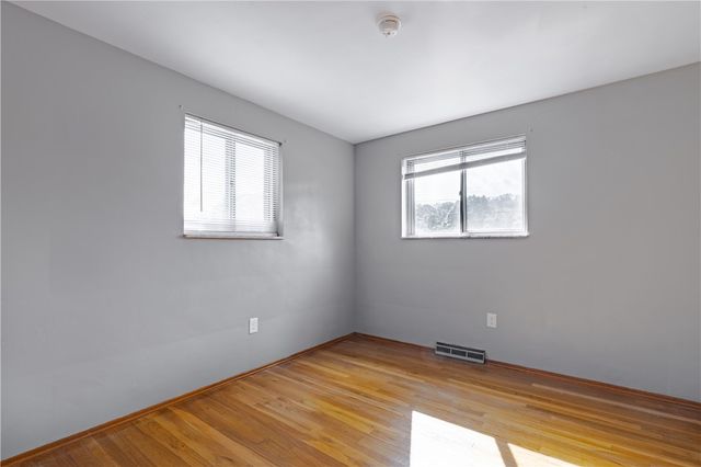 152 Black Hills Rd, Plum Boro, PA 15239