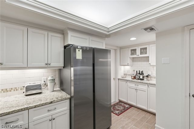 3951 Gulf Shore BLVD N 700, Naples, FL 34103