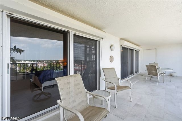3951 Gulf Shore BLVD N 700, Naples, FL 34103