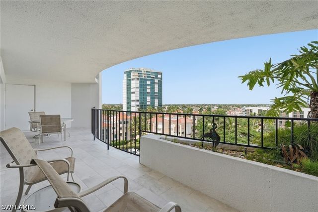 3951 Gulf Shore BLVD N 700, Naples, FL 34103