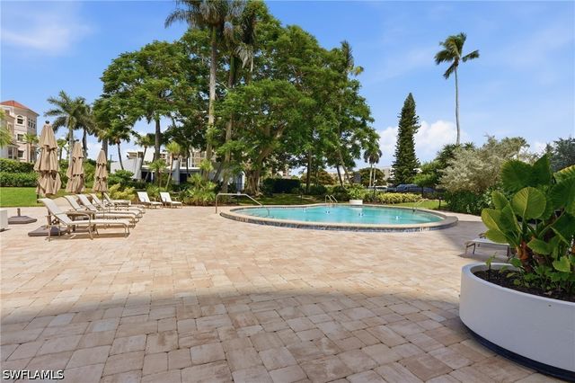 3951 Gulf Shore BLVD N 700, Naples, FL 34103