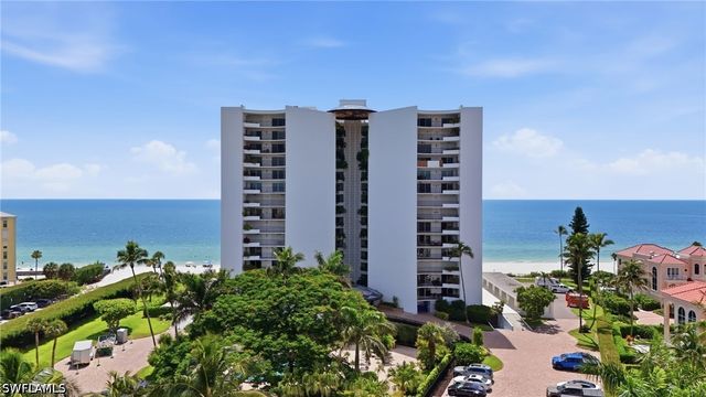 3951 Gulf Shore BLVD N 700, Naples, FL 34103
