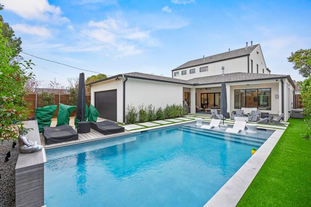 4902 Linnet Lane, Dallas, TX 75209