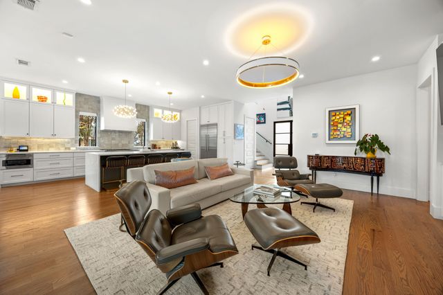 4902 Linnet Lane, Dallas, TX 75209