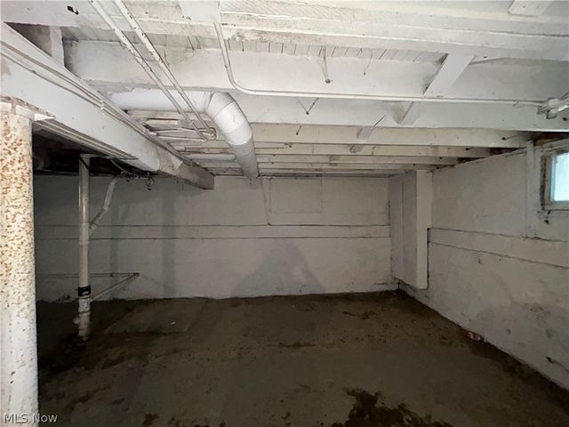 3885 W 20th Street, Cleveland, OH 44109