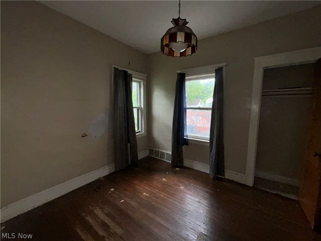 3885 W 20th Street, Cleveland, OH 44109