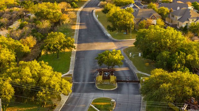 15327 Round Pond Place, San Antonio, TX 78245