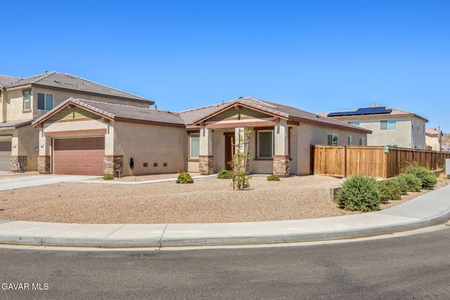 2800 La Calle Audaz Avenue, Rosamond, CA 93560
