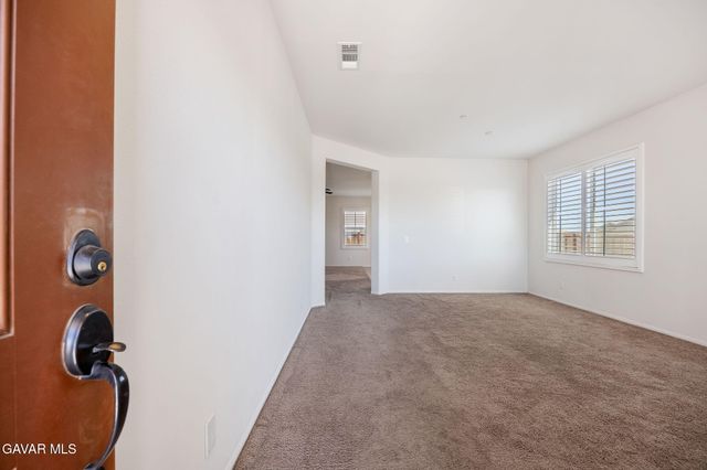 2800 La Calle Audaz Avenue, Rosamond, CA 93560