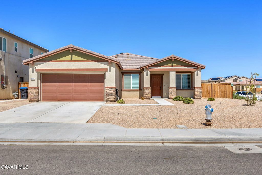 2800 La Calle Audaz Avenue, Rosamond, CA 93560