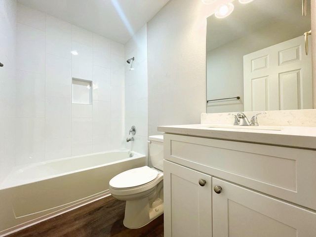 340 Road 5105, Cleveland, TX 77327