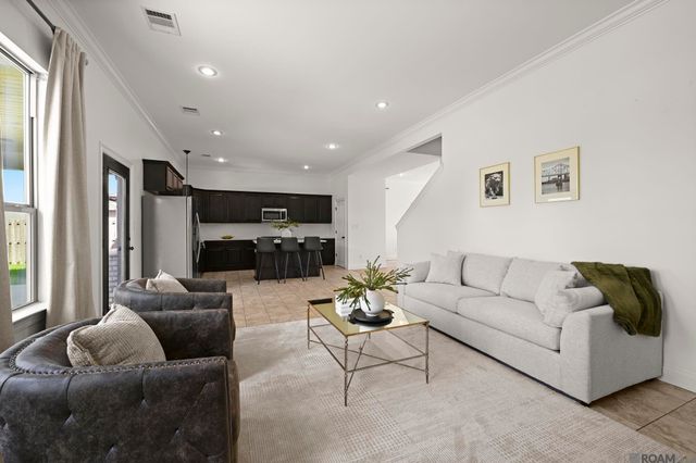 18642 Lake Harbor Ln, Prairieville, LA 70769