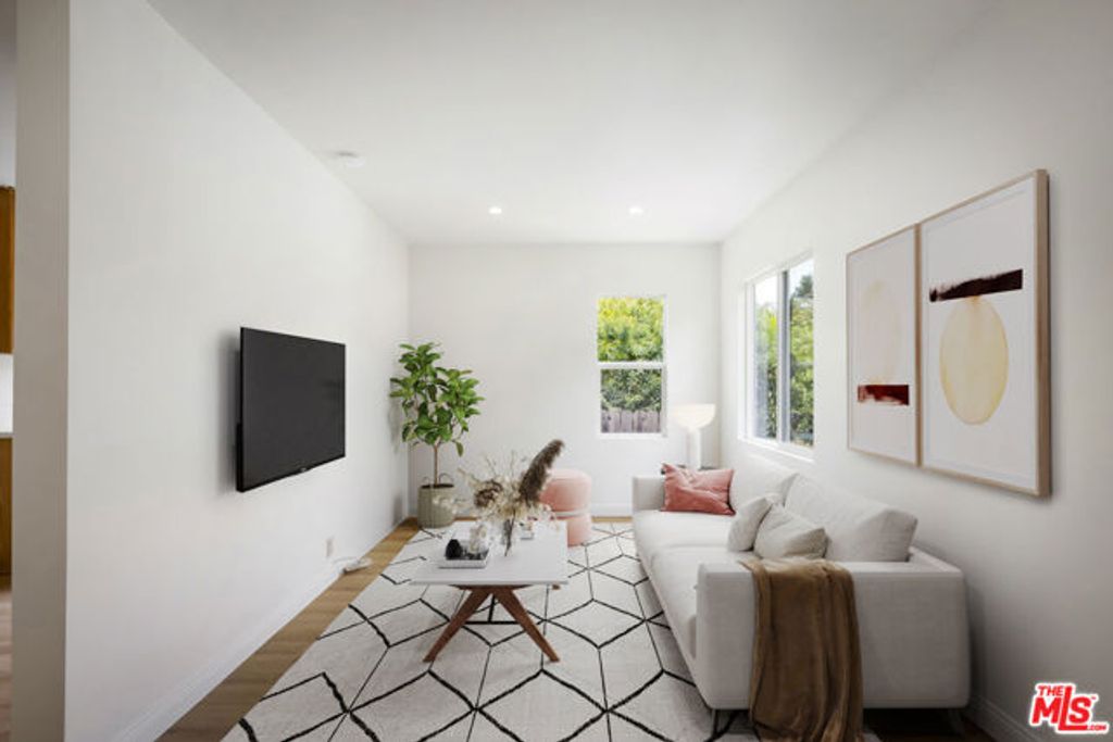 1720 N Avenue 45, Los Angeles, CA 90041