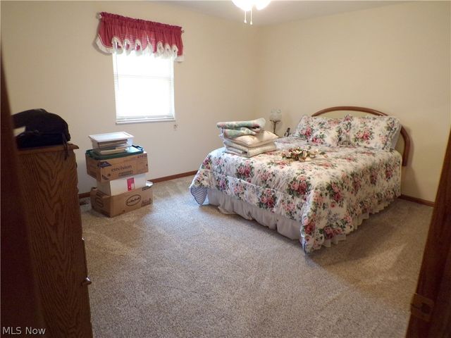 63 Lynn Drive, Williamstown, WV 26187