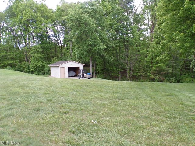 63 Lynn Drive, Williamstown, WV 26187