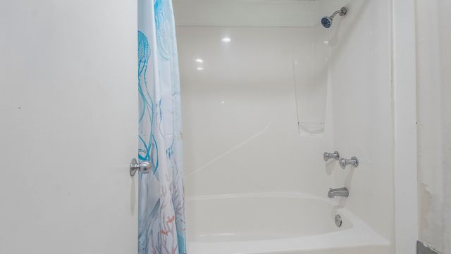 9850 S Thomas Drive UNIT 1110E, Panama City, FL 32408
