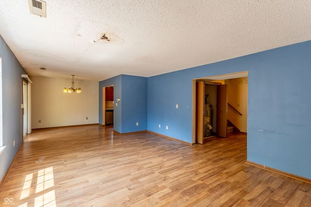 6739 Wandering Way, Indianapolis, IN 46241