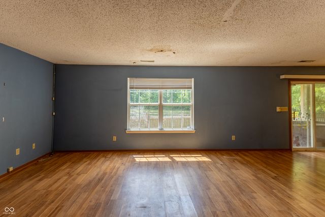 6739 Wandering Way, Indianapolis, IN 46241