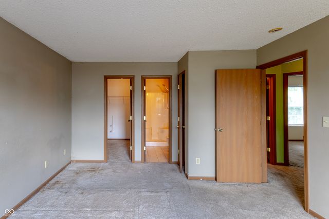 6739 Wandering Way, Indianapolis, IN 46241