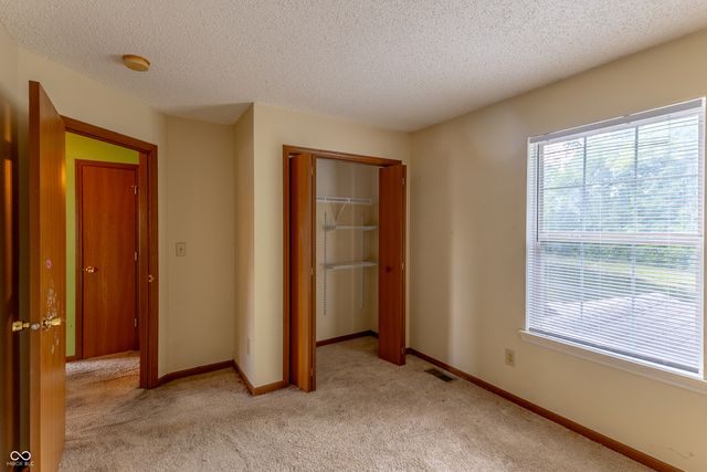 6739 Wandering Way, Indianapolis, IN 46241