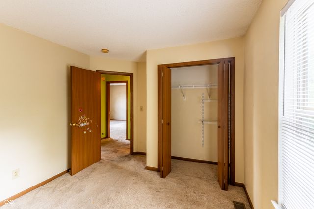 6739 Wandering Way, Indianapolis, IN 46241