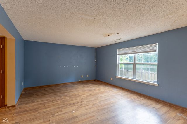 6739 Wandering Way, Indianapolis, IN 46241