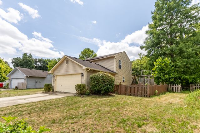 6739 Wandering Way, Indianapolis, IN 46241