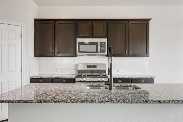 825 Fortrose TER, Pflugerville, TX 78660