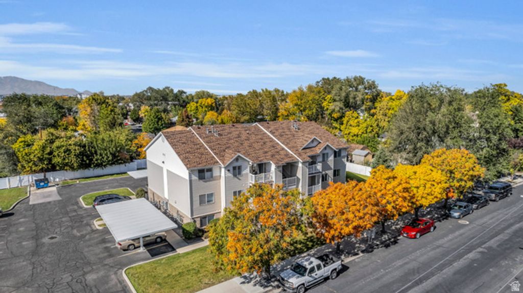 Image 1 of property listing at 3860 S MCCALL ST #2D, South Salt Lake, UT 84115