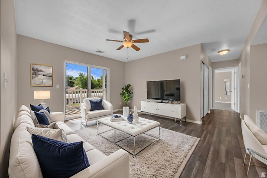 Image 2 of property listing at 3860 S MCCALL ST #2D, South Salt Lake, UT 84115