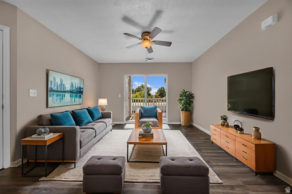 Image 3 of property listing at 3860 S MCCALL ST #2D, South Salt Lake, UT 84115