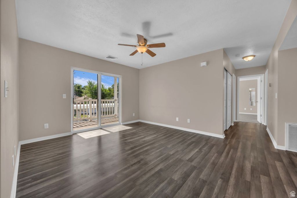 Image 8 of property listing at 3860 S MCCALL ST #2D, South Salt Lake, UT 84115