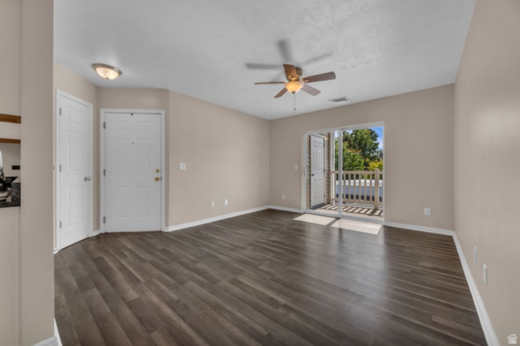 Image 10 of property listing at 3860 S MCCALL ST #2D, South Salt Lake, UT 84115