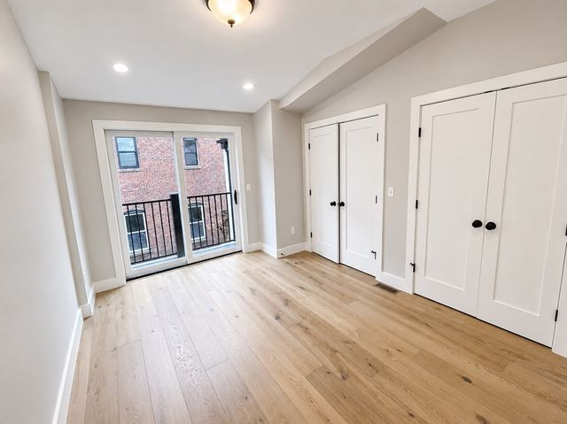 300 Somerville Avenue H, Somerville, MA 02143