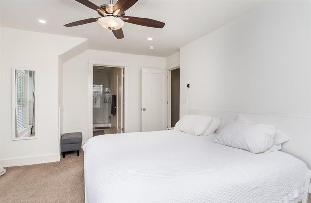 306 NW H Street, Bentonville, AR 72712