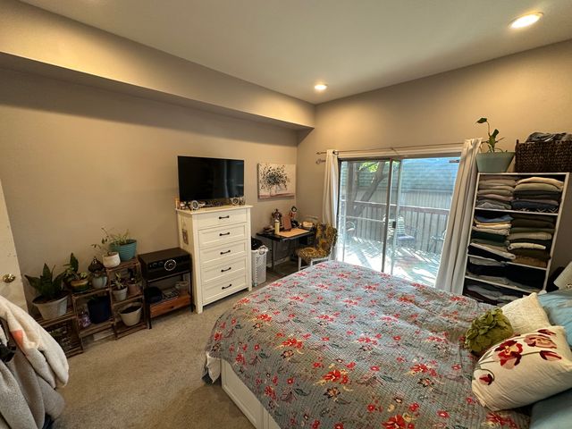 957 W Montana Street 1W, Chicago, IL 60614