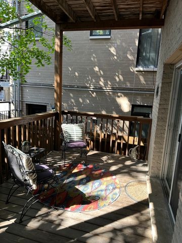 957 W Montana Street 1W, Chicago, IL 60614