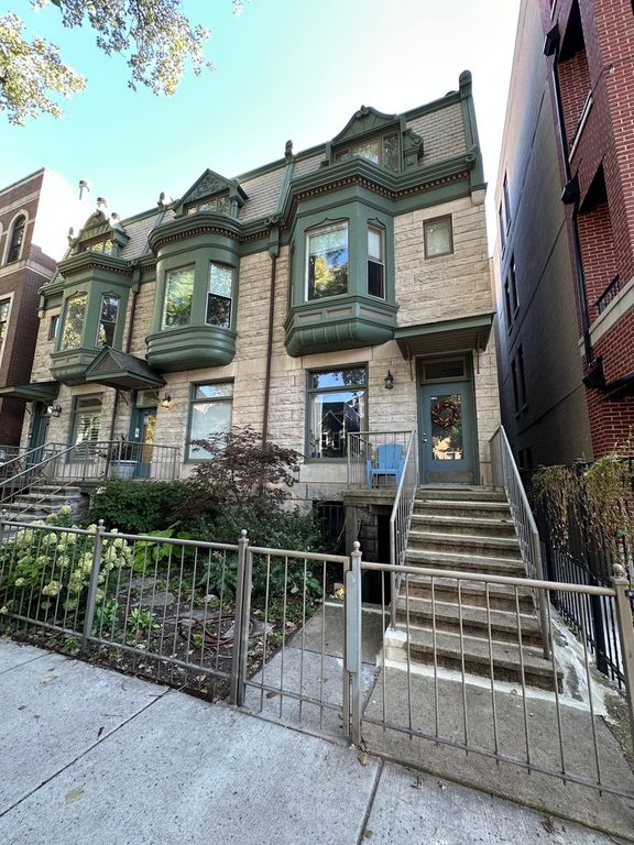 957 W Montana Street 1W, Chicago, IL 60614