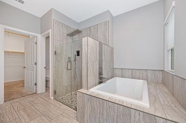 1050 Fox Run Ct, Auburn, CA 95603