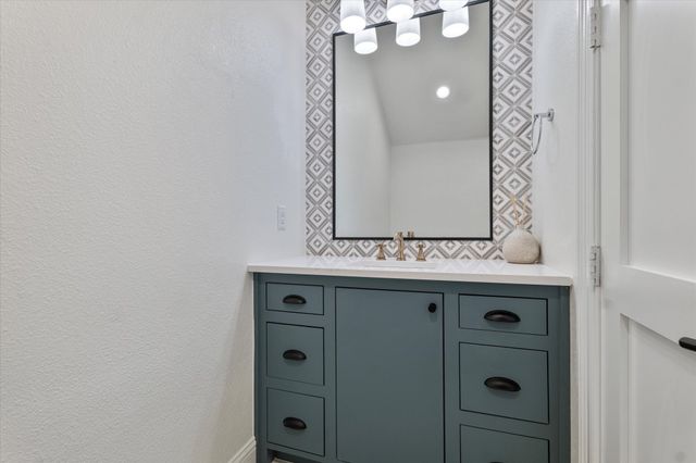 2108 Psalm Circle, Heath, TX 75126